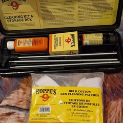 Hoppe’s No. 9 Cleaning Kit & Storage Box, 650 Cotton Patches, .270-.35 Caliber