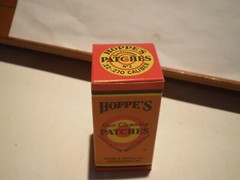 Vintage 1940’s Hoppe’s Gun Cleaning Patches No. 2 .22-.270 cal (full box) unused