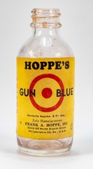 Vintage Gun Cleaning Bottle Hoppe’s Gun Blue Rare Bullseye Logo 1945-55