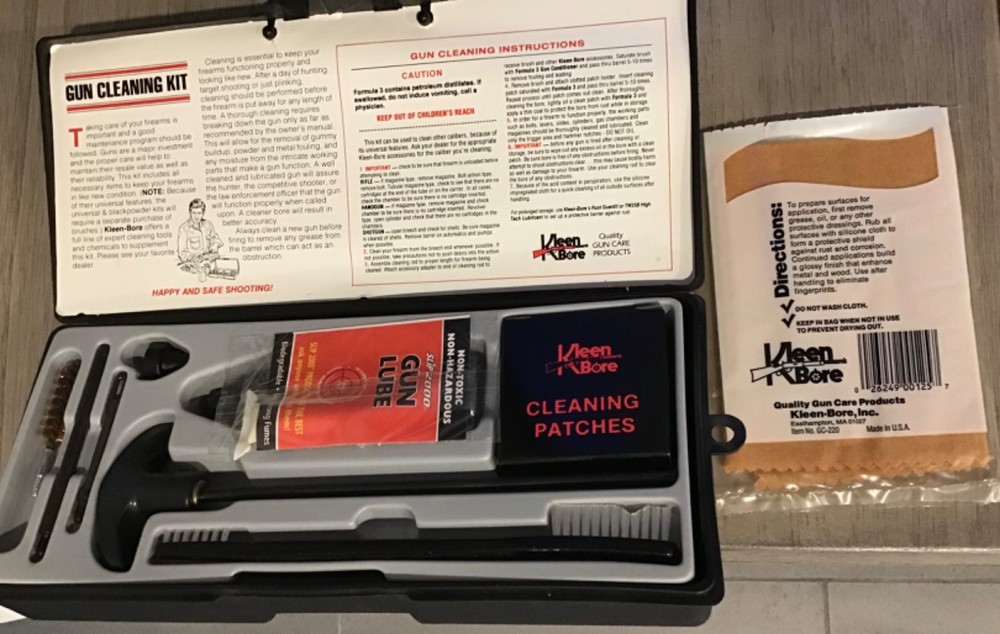 Brand new, never used, deluxe kleen bore gun cleaning kit