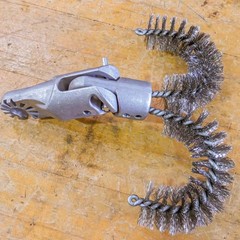 MADI Swivel J Wire Brush – Flexible Shotgun/Universal Attachment for Hard-to-…