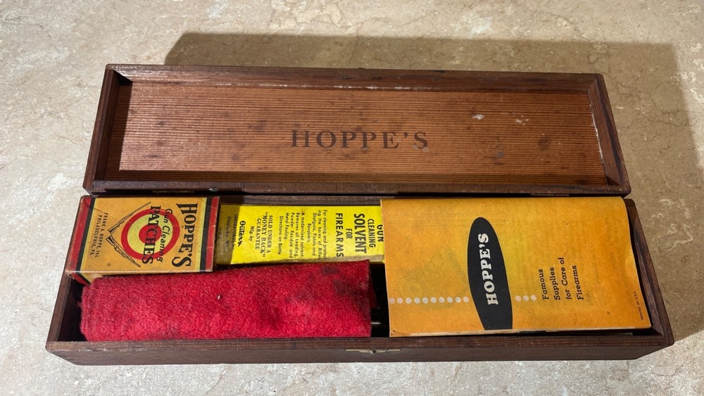 VINTAGE HOPPE’s GUN CLEANING KIT WOOD BOX ORIGINAL CONTENTS