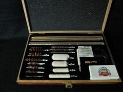 COLLECTIBLE NEW DUCKS UNLIMITED DELUXE RIFLE SHOTGUN PISTOL GUN CLEANING KIT