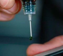 Clenzoil Field & Range- NEW Synthetic OIL ONLY, this is not for Patches!