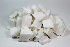 .223/.22-.270 CAL/5.56-6MM DRY 1 1/8″ SQUARE COTTON PATCHES QTY. 500 / EMSS2041F