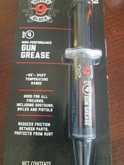 Hoppe’s Black Gun Grease Synthetic Polymer Formula 12cc Syringe # HBGG New