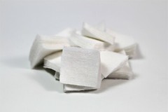 .223/.22-.270 CAL/5.56-6MM DRY 1 1/8″ SQUARE COTTON PATCHES QTY. 500 / EMSS2041F