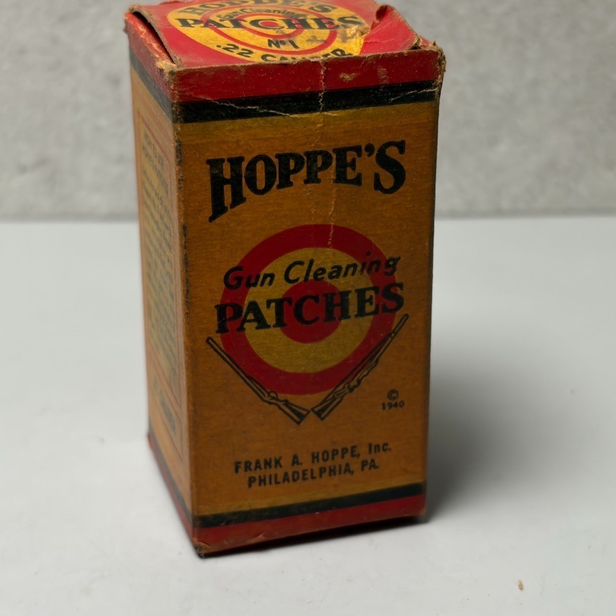 VTG Hoppes .22 Caliber No. 1 Gun Cleaning Patches Box Advertising Store Display