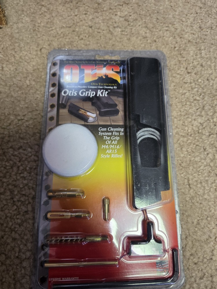 Made in USA Otis Grip Cleaning Kit System 5.56 .223 Caliber FG-225-56 NIB sealed