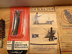VTG. GUNSLICK SHOTGUN CLEANING KIT #178 & CONTENTS RAMROD, GREESE, PATCHES, LUBE