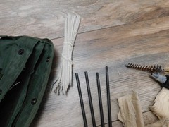 GUN/ RIFLE BRUSH CLEANING KIT