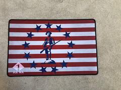 13 stars flag with soldier gun cleaning mat (Sold in US)