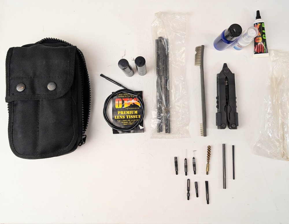 OTIS/GERBER 5.56/.223 GUN CLEANING KIT with MULTI-TOOL USED