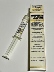 MC2500 0.4 fl oz Syringe Gun Oil and Lubricant Protectant MIL-COMM TW25B Oil