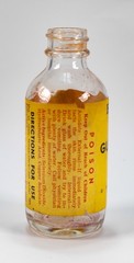 Vintage Gun Cleaning Bottle Hoppe’s Gun Blue Rare Bullseye Logo 1945-55