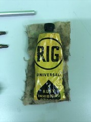 VINTAGE MONTGOMERY WARD WESTERN FIELD SHOTGUN CLEANING KIT – GREAT CONDITION