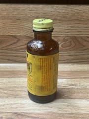 Vintage Hoppe’s #9 Nitro Powder 2 FL oz Solvent Bottle – Empty