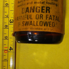 Vintage Glass Bottle Gunslick Gun Cleaning Solvent ( empty )