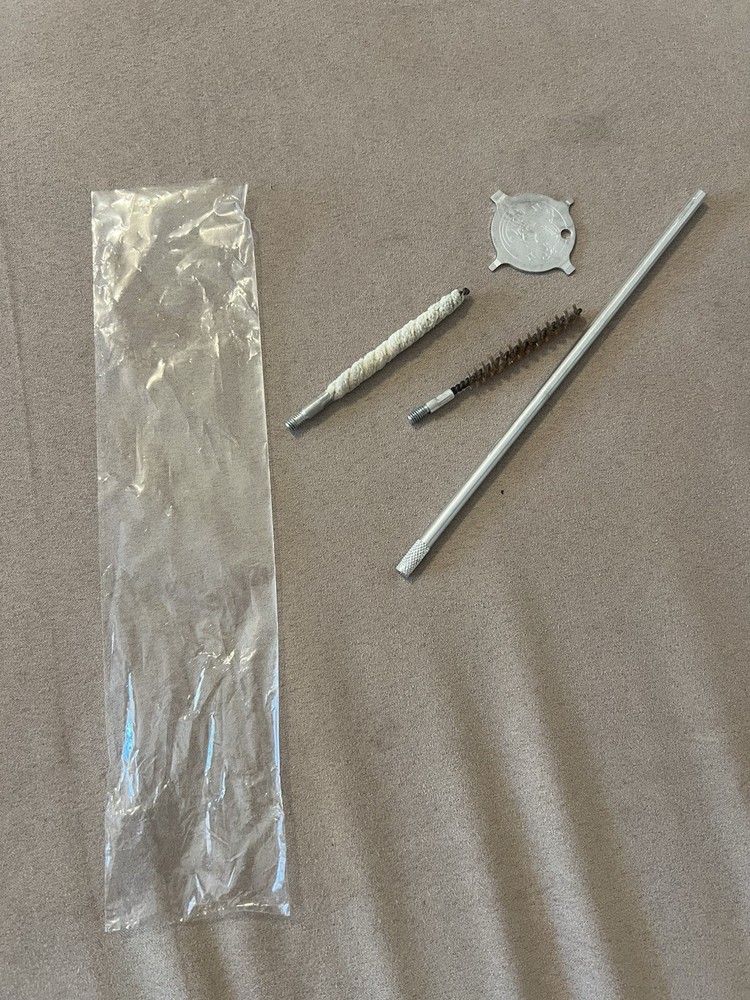 Late Production Factory Original Smith & Wesson 6 Inch 22 Revolver Cleaning Kit