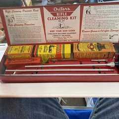 VINTAGE OUTERS GUNSLICK RIFLE GUN CLEANING KIT NO. 477 IN METAL BOX, With Box
