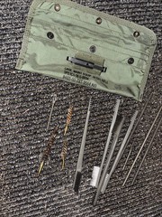 2018 US Army Military M16A1 Rifle Cleaning Maintenance Kit ALICE Brush Rods Set
