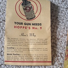 Vintage 1937 Hoppe’s No. 9 Nitro Powder Cleaning Solvent 2 oz Glass Bottle, Box