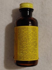 Vintage – HOPPE’S – No. 9 Nitro Powder Cleaning Solvent – 2 OZ half full bottle