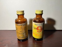 Vintage Hoppe’s Lubricating Oil 3 oz & No. 9 Nitro Powder Solvent 2oz Glass
