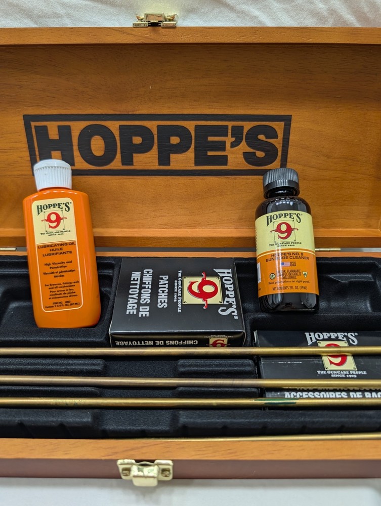 Hoppe’s No. 9 Deluxe Gun Cleaning Kit Wooden Case Bore Cleaner Solvent
