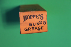 VINTAGE HOPPE’S GUN GREASE FOR FIREARMS, TACKLE, & TOOLS TUBE IN BOX 2OZ