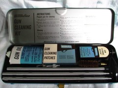 NEW/UNUSED WARDS WESTERN FIELD SHOTGUN CLEANING KIT 20-28GA COMPLETE