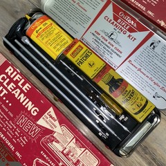 Vintage Outers Gunslick Rifle Gun Kit #477 30 & 22 Cal Red Metal Box Made In USA