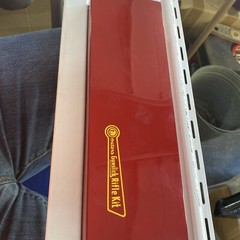 VINTAGE OUTERS GUNSLICK RIFLE GUN CLEANING KIT NO. 477 IN METAL BOX, With Box