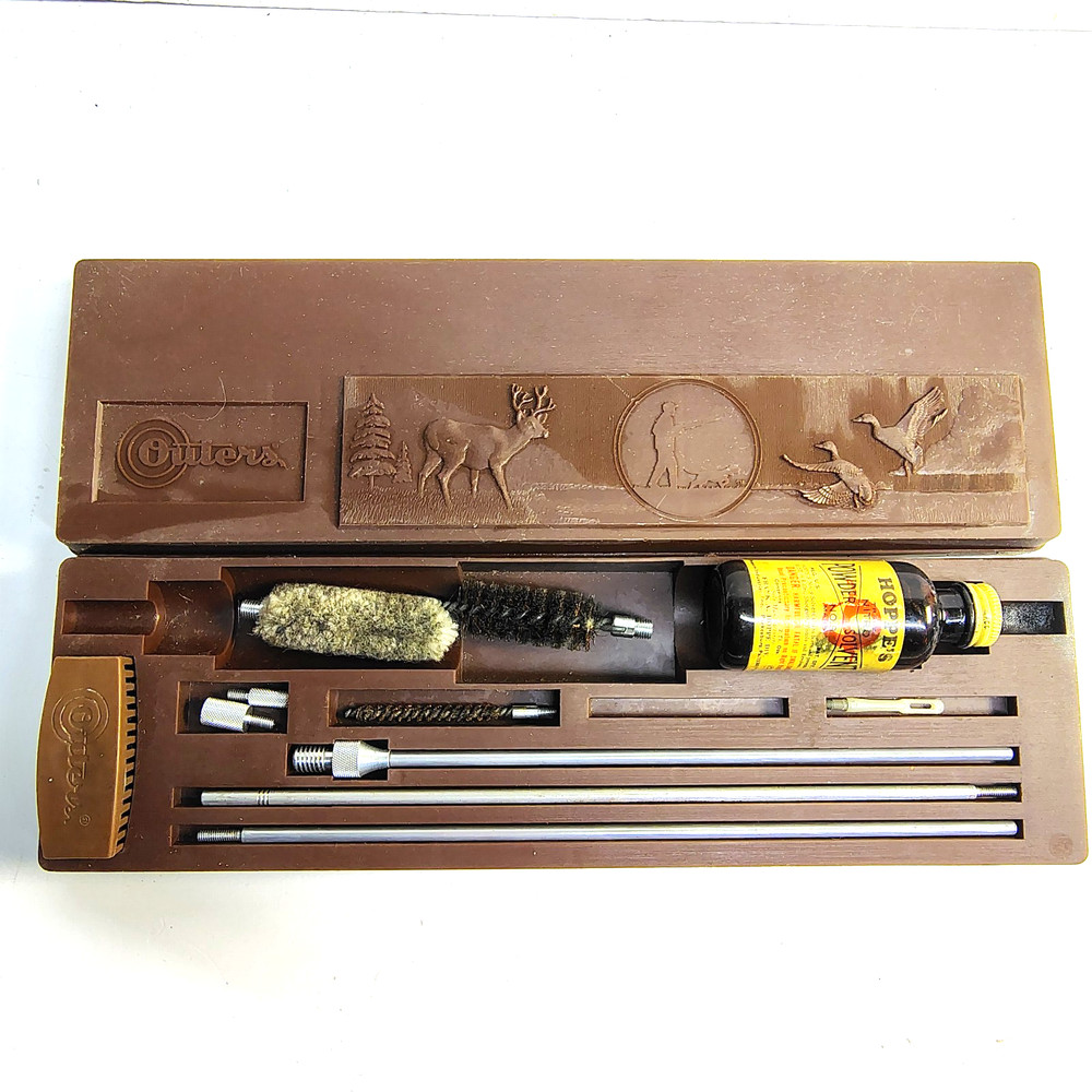 Outers Gun Cleaning Kit, Hoppe’s lubricating oil, Box Rod Set Brushes