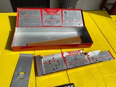 VINTAGE OUTERS GUNSLICK GUN CLEANING KIT NO. 477 METAL BOX