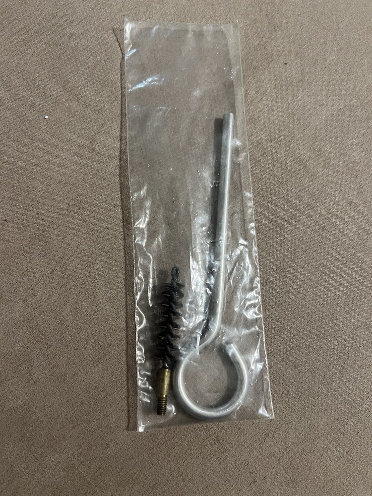 Sealed Factory Smith & Wesson 2 to 4 Inch Cleaning Kit 38 357 -Older Brass Brush