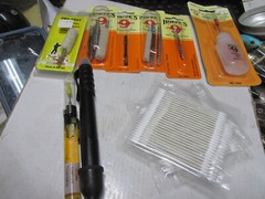[bin] gun cleaning jags, brushes, oil, bore light, swabs, new
