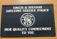 SMITH & WESSON COUNTER MAT RUBBER MAT SALESMAN COUNTER DIPSLAY