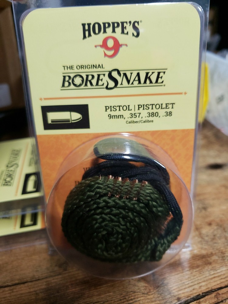 BoreSnake Hoppe’s Original Pistol with Den