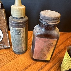 Lot Vintage HOPPE’S And OUTERS Gun Cleaning items – Solvent, Oil, Cloth And More