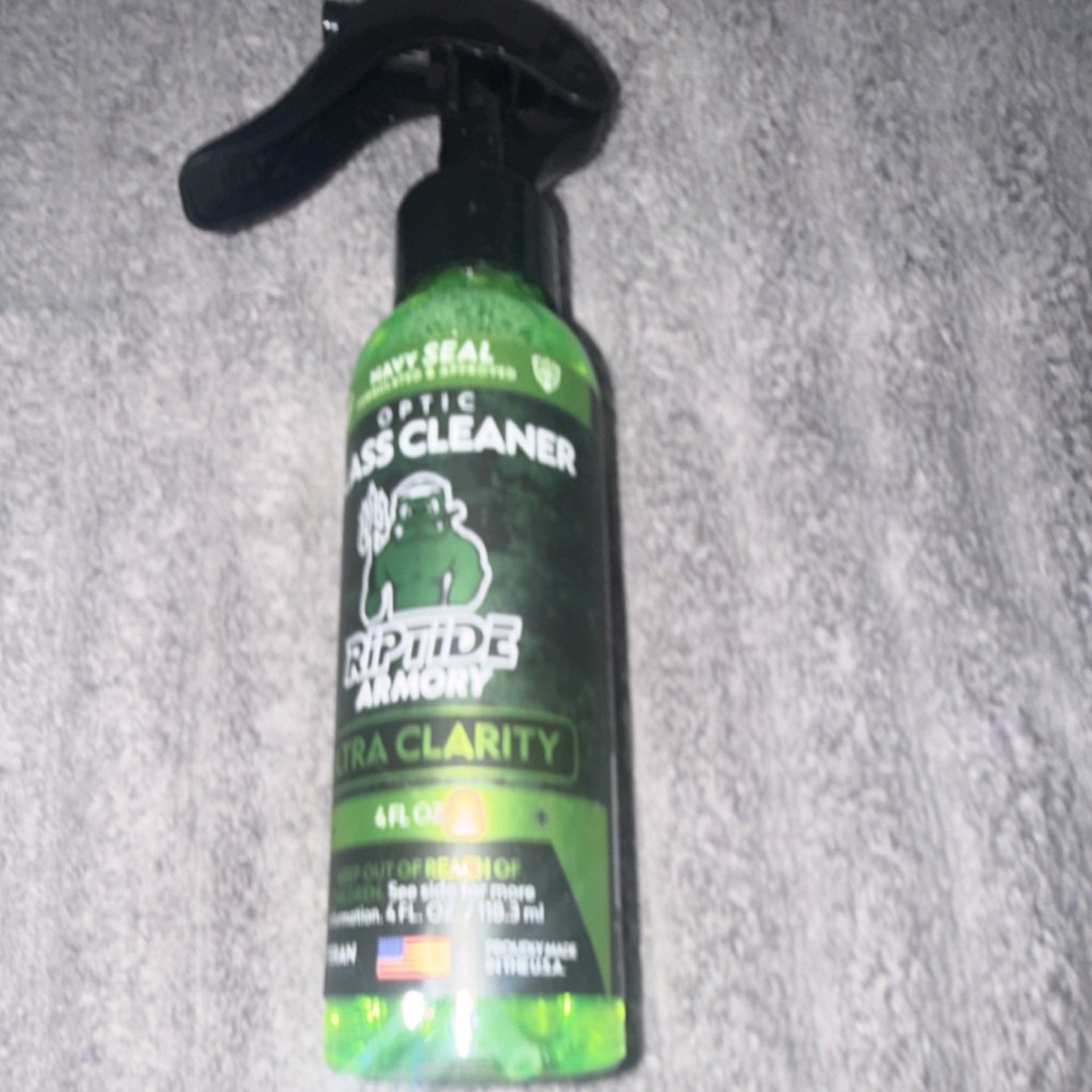 Riptide Armory Optic Glass Cleaner Ultra Clarity Deep Cleaning 4 fl oz Green