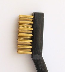 BRASS BRISTLED UTILITY BRUSH / EMSS1232