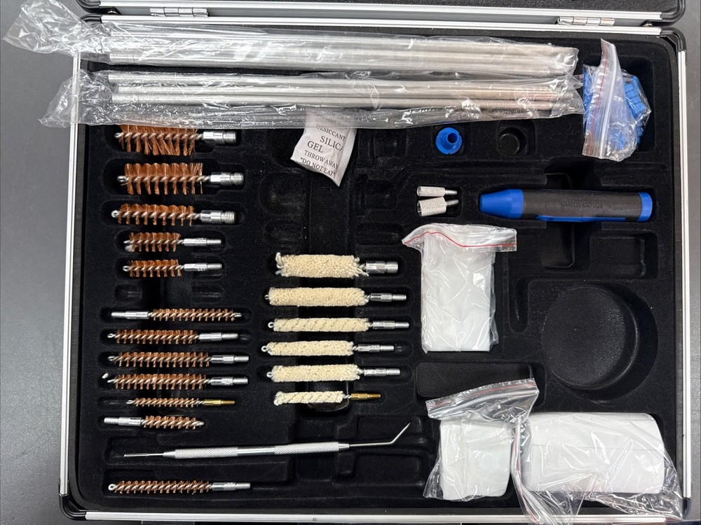 GunMaster Super Deluxe Piece Universal Gun Cleaning Kit Please Read description