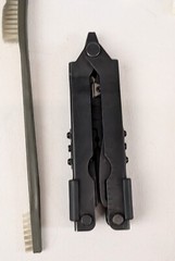 OTIS/GERBER 5.56/.223 GUN CLEANING KIT with MULTI-TOOL USED