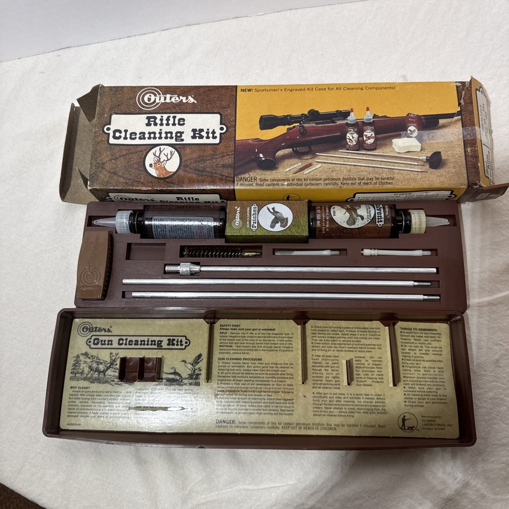 Vintage Outers Rifle Cleaning Kit P-477-44 . .41/.44/.444/.45/.458
