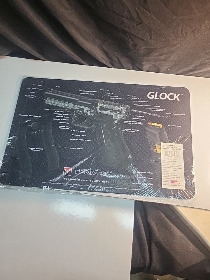 TekMat, Pistol Mat For Glock Gen 4,double sided 11″x17″, Black, and gray