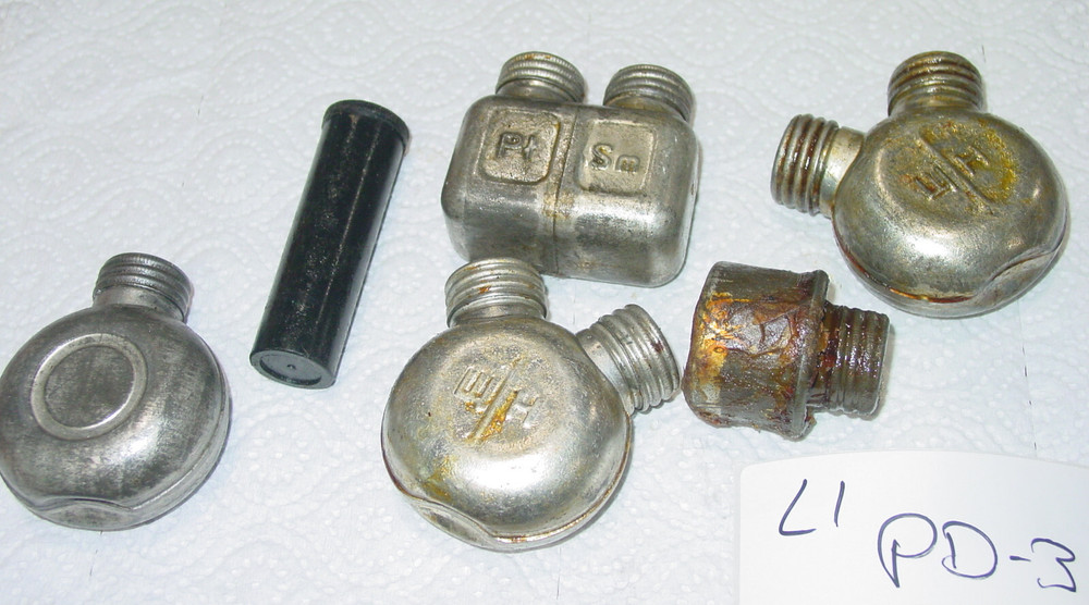 Original 7 lot Military Surplus Russian Oiler Finnish Romanian Polish Nagant