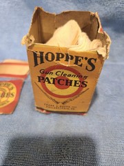 Vintage Hoppe’s No. 3 Cotton Gun Cleaning Patches, White, .270-.35 Caliber