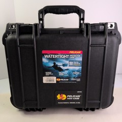 Pelican 1400 Protector Case | 13.4 × 11.6 × 6.0″ | Black | Removable Foam NIB