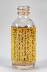 Vintage Gun Cleaning Bottle Hoppe’s Gun Blue Rare Bullseye Logo 1945-55